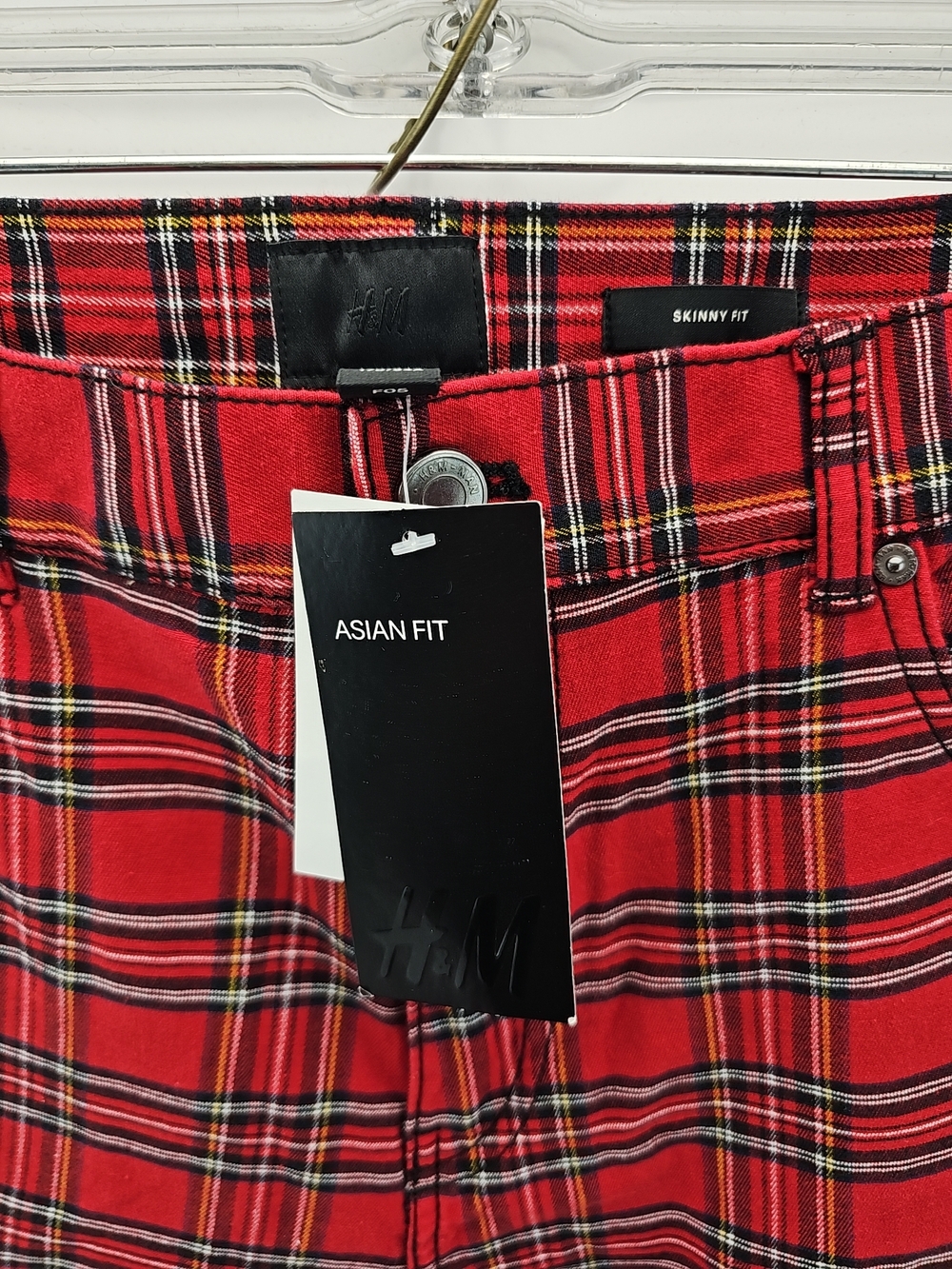 H&M Red Plaid Men’s Pants - Picture 3 of 7